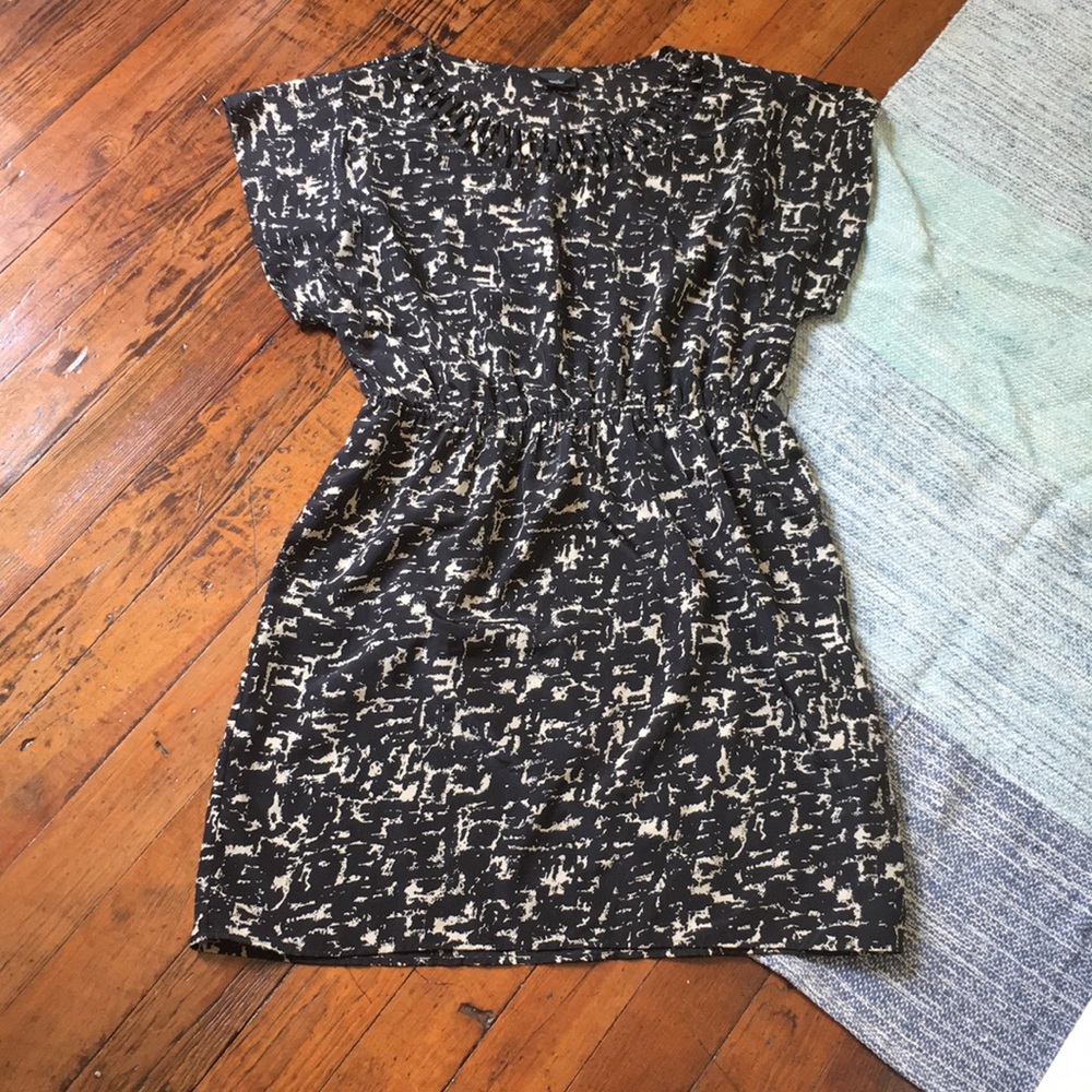 Mossimo kneelength retro style dress